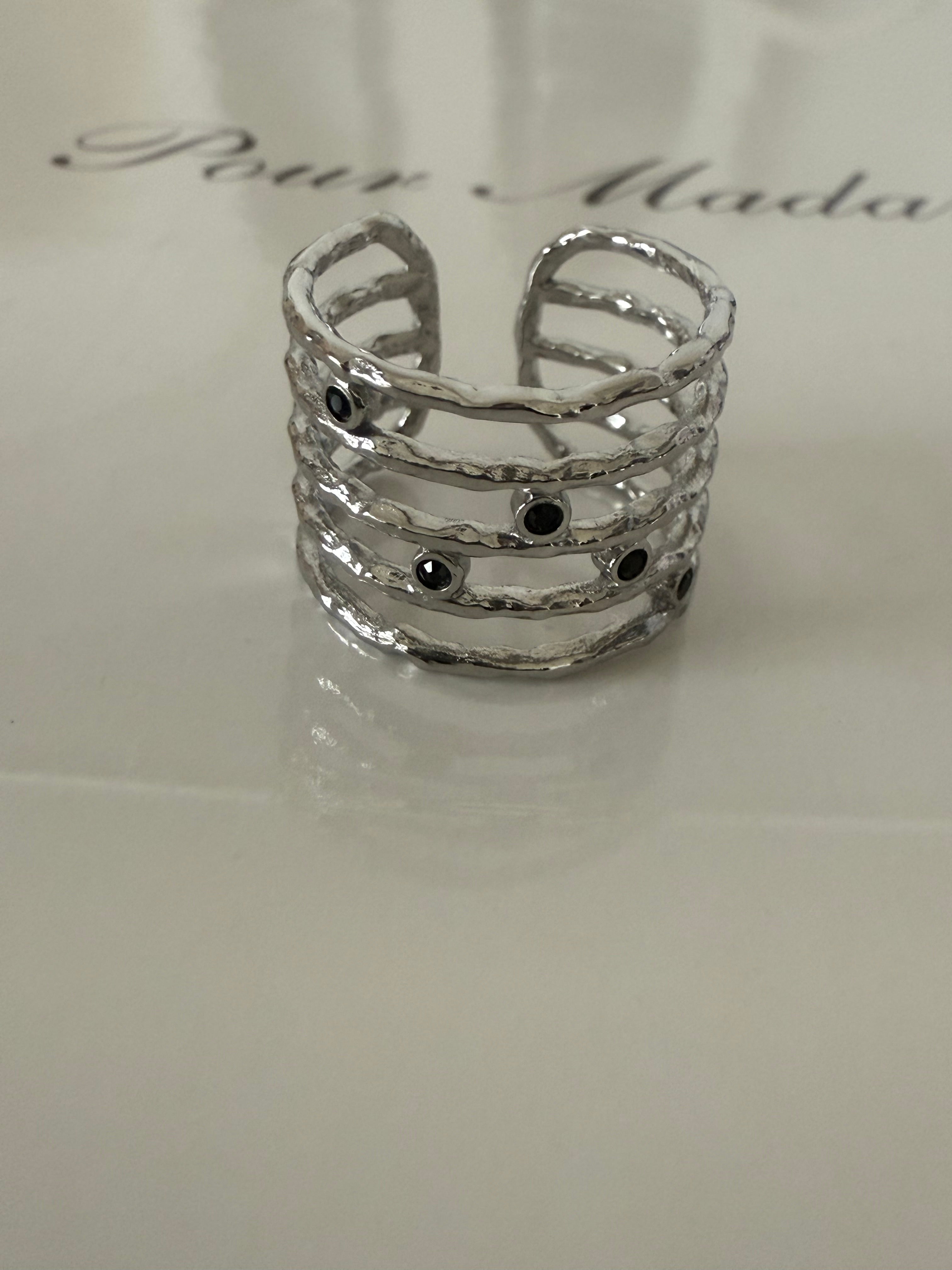 Bague acier strass noir EMY IKITA