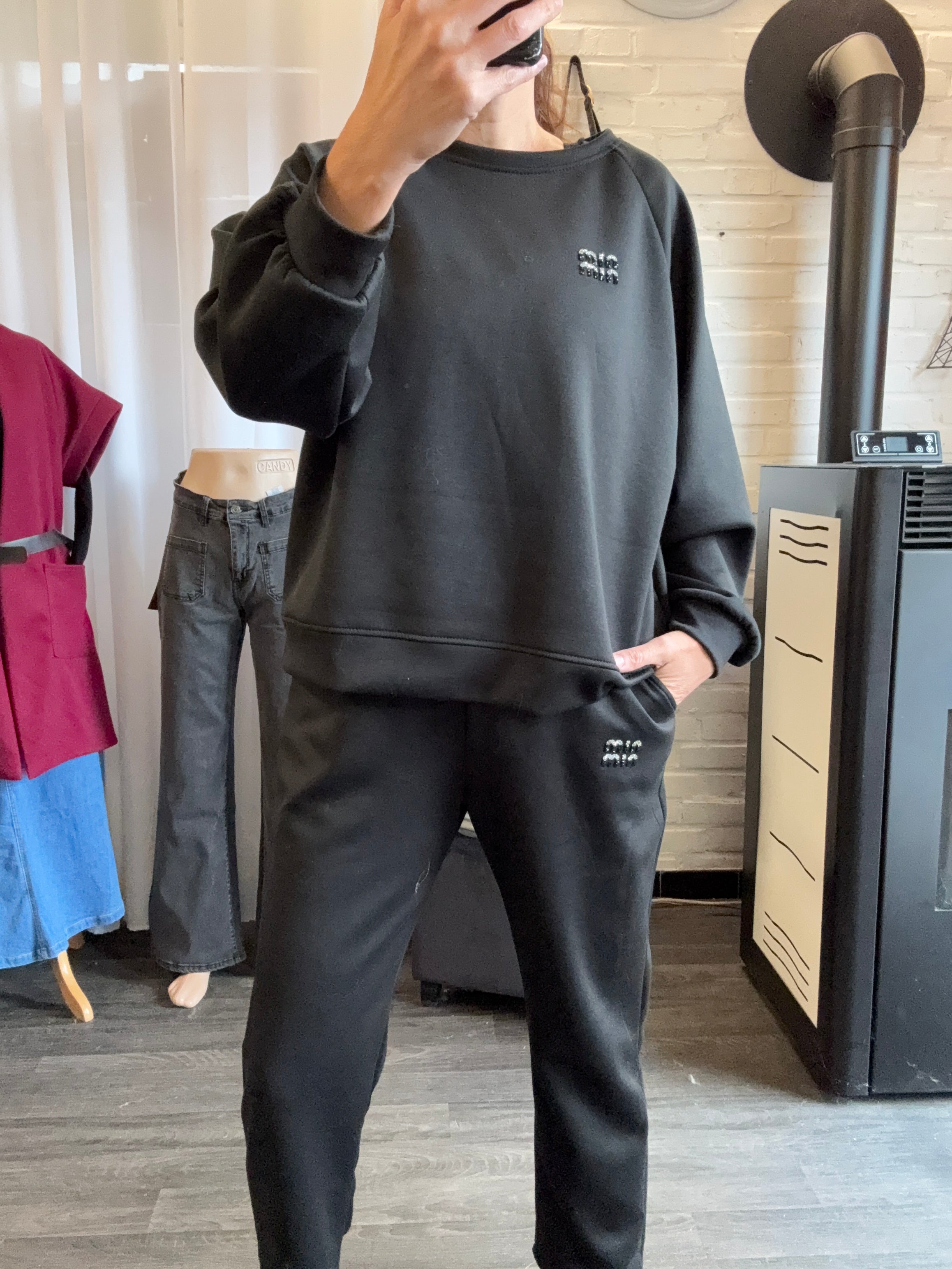 Ensemble jogging noir FREYA