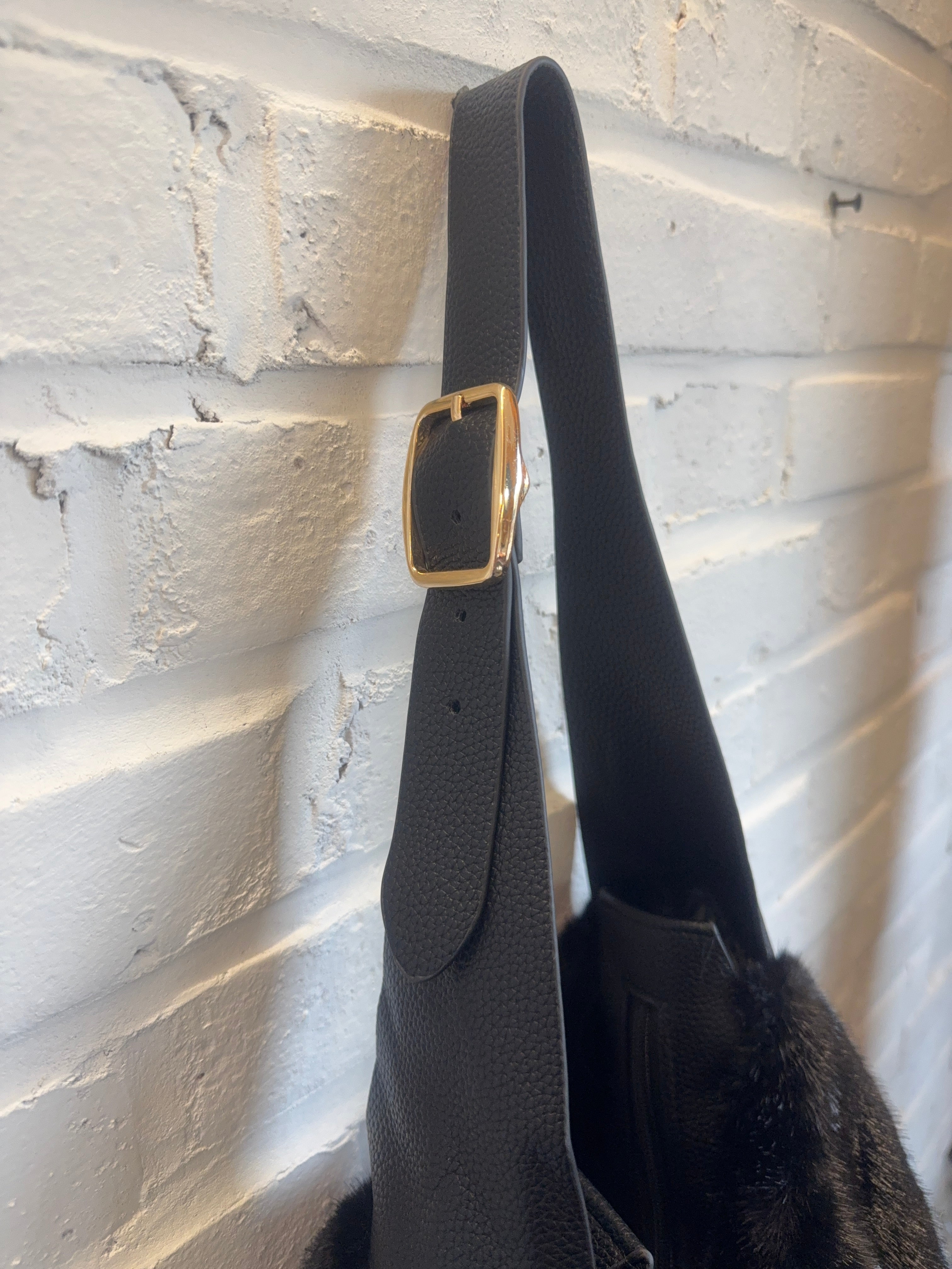 Sac fourrure noir ALHENA